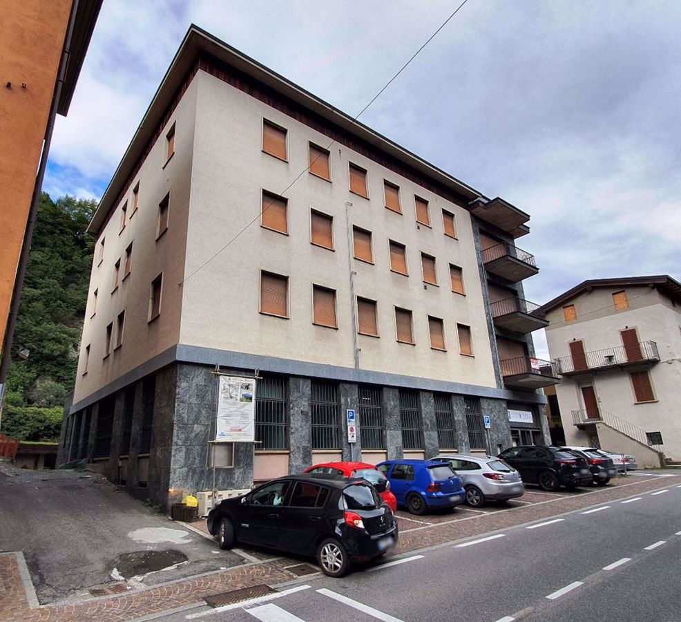 Vendita Ufficio diviso in ambienti/locali Ufficio Breno Via Mazzini, 56 397528