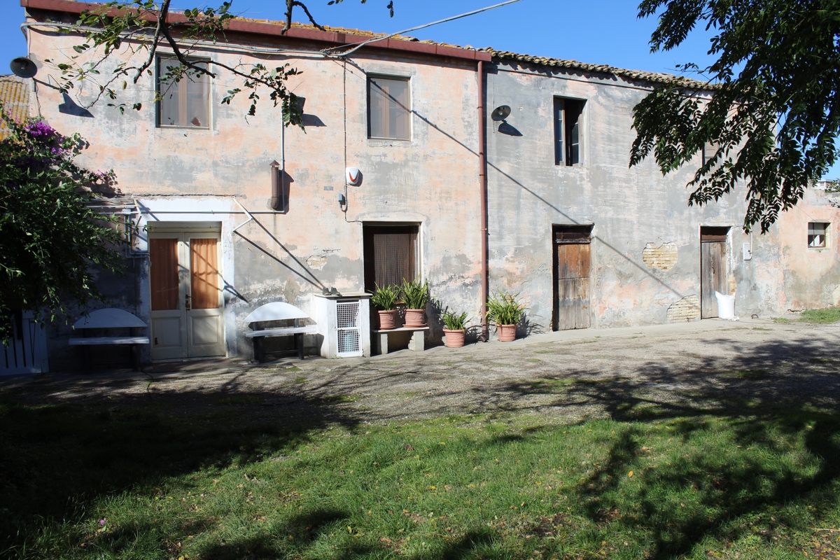 Terreno edificabile in vendita a Montenero Di Bisaccia (CB)