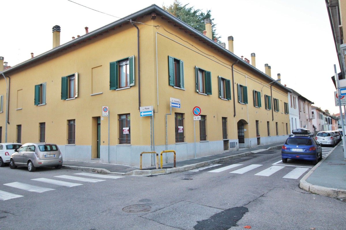 Vendita Trilocale Appartamento Legnano Via Flora, 36 387096