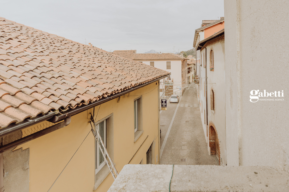 Casa indipendente in vendita a Paderno D'adda (LC)