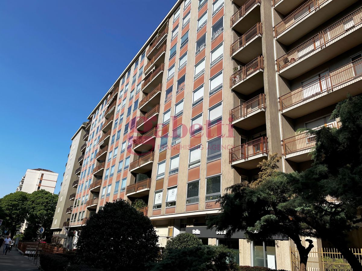 Vendita 5 Locali Appartamento Torino Corso Monte Cucco, 59 398538