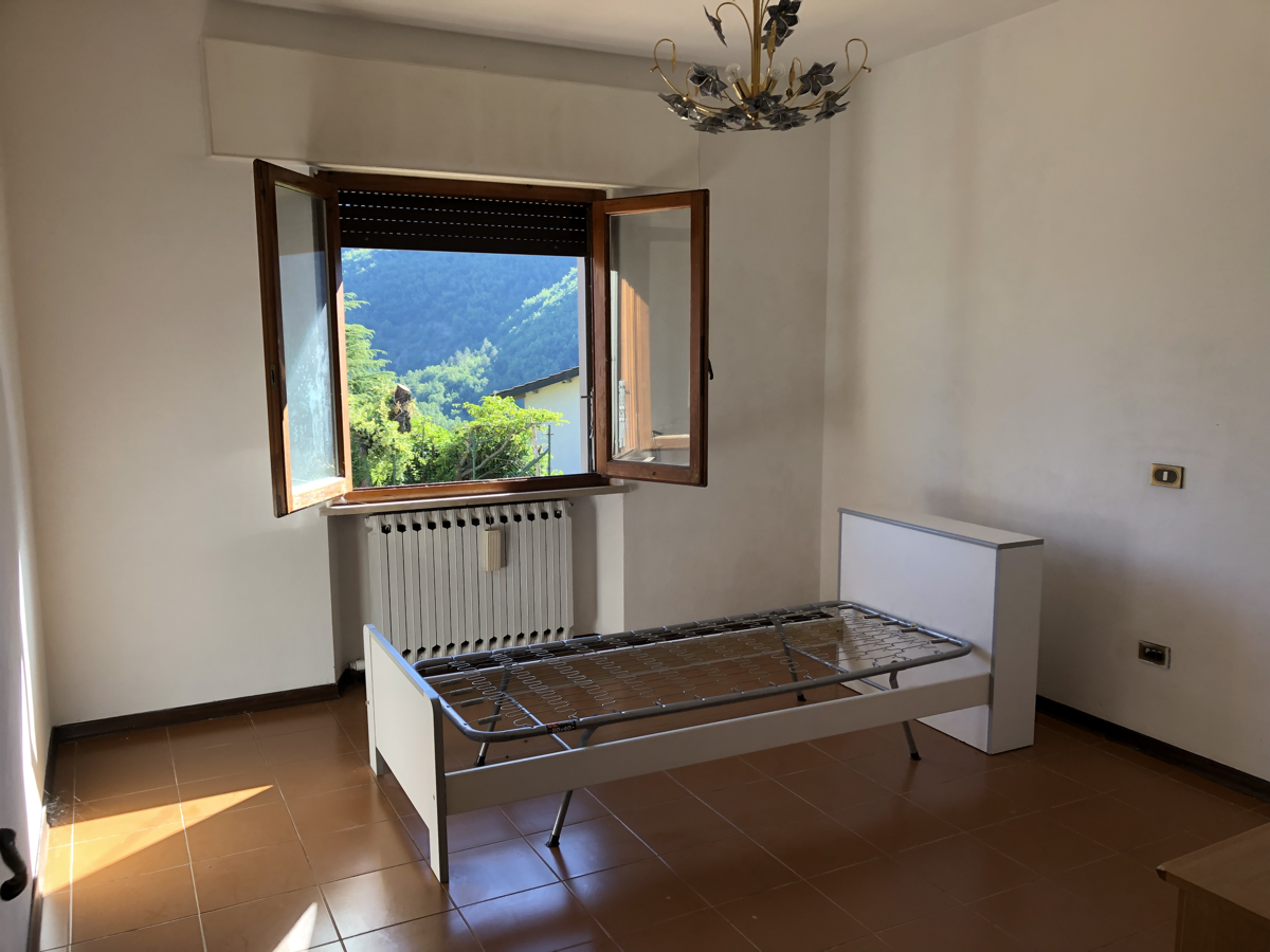 Casa indipendente in vendita a Sillano Giuncugnano (LU)