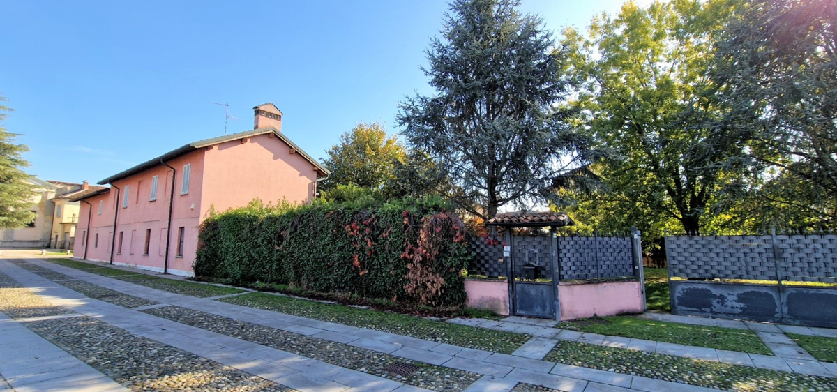 Villa in vendita a Siziano (PV)