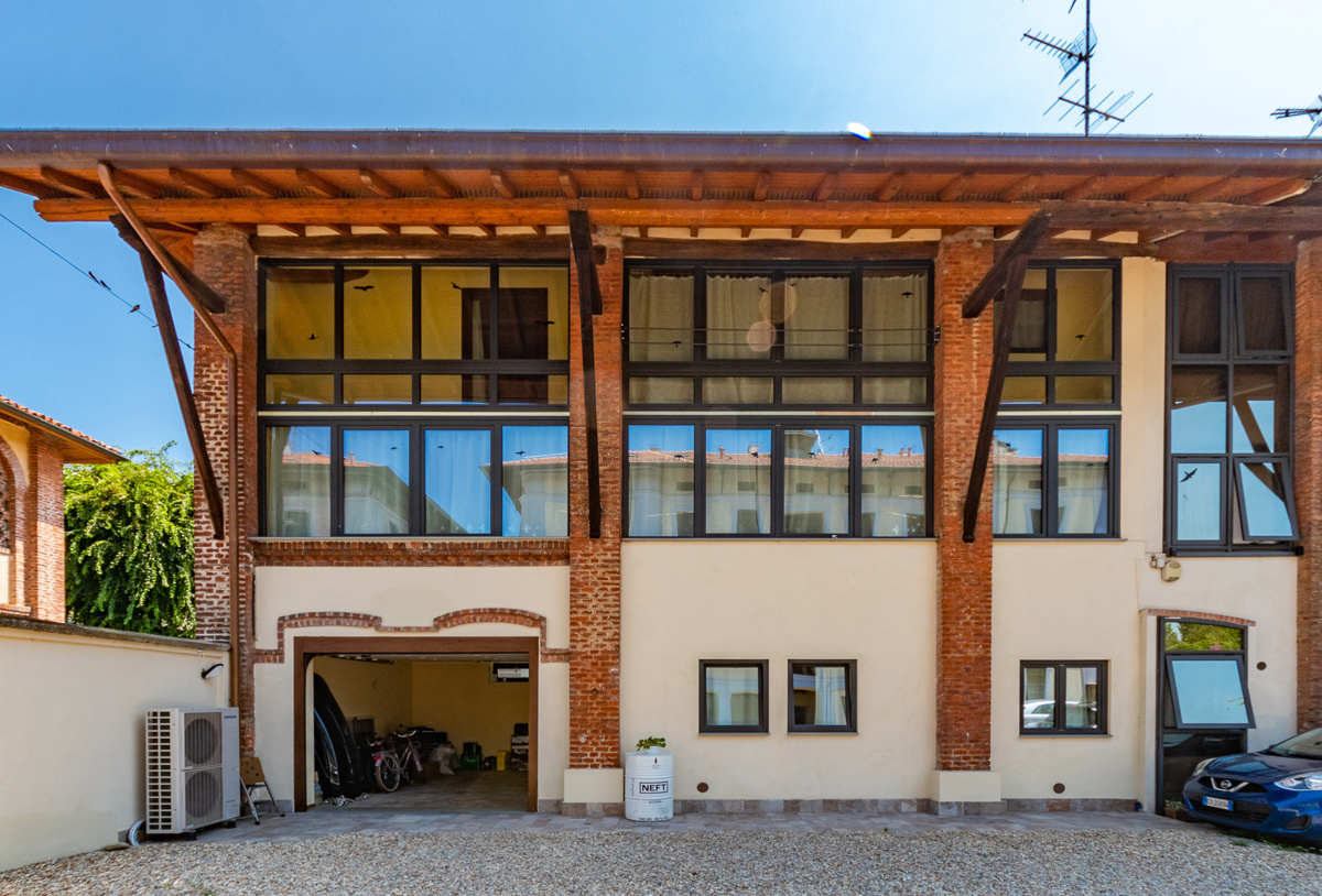 Casa indipendente in vendita a Rozzano (MI)