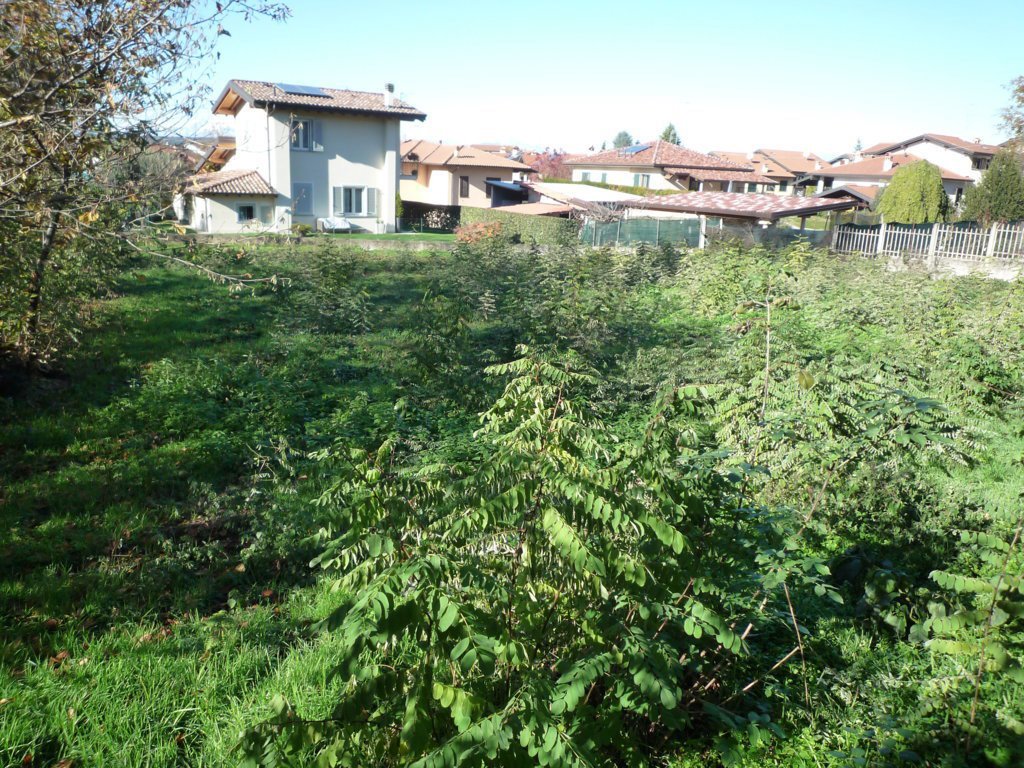 Terreno edificabile in vendita a Mornago (VA)