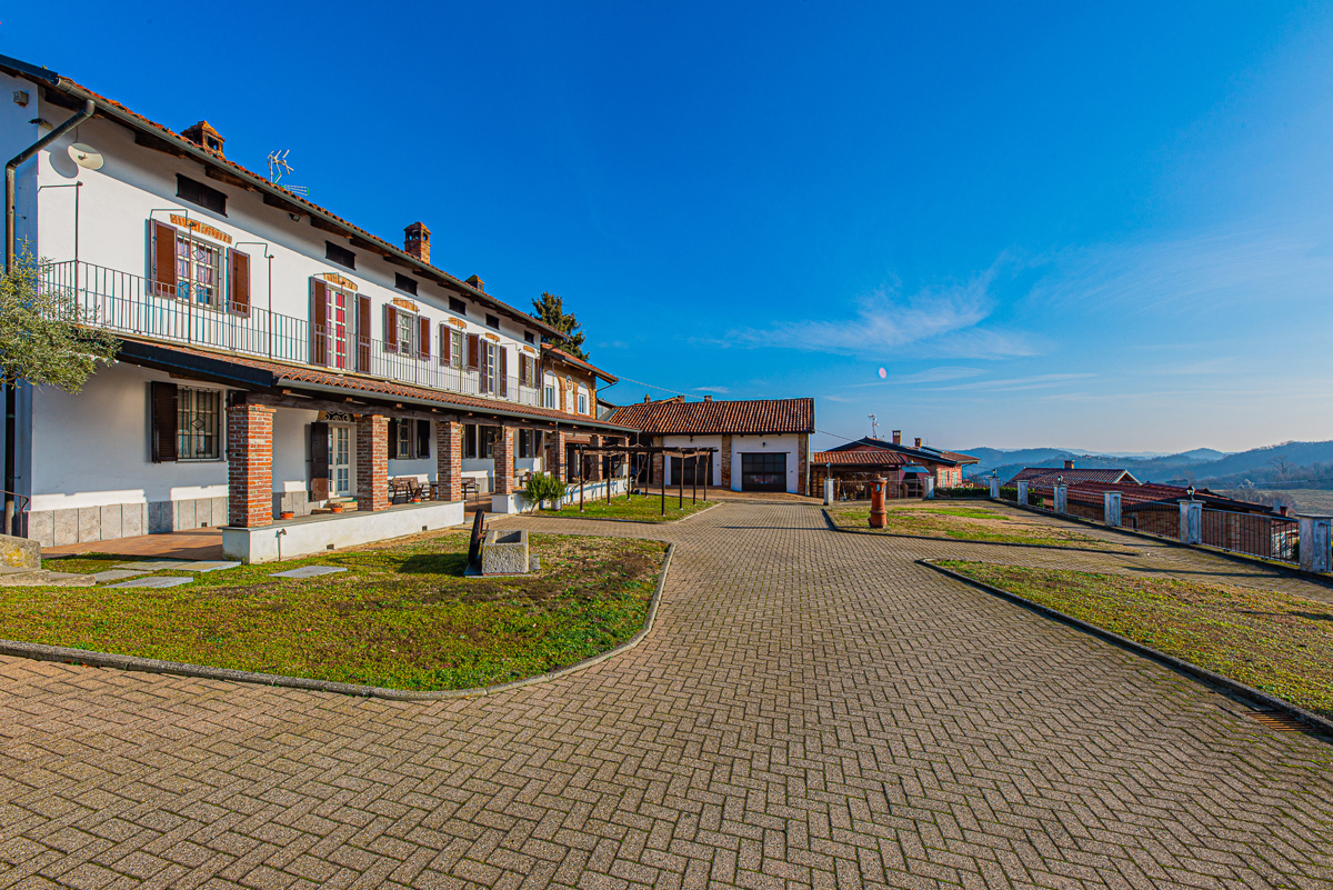 Rustico/Casale/Castello in vendita in Località monticelli, 24, Verrua Savoia