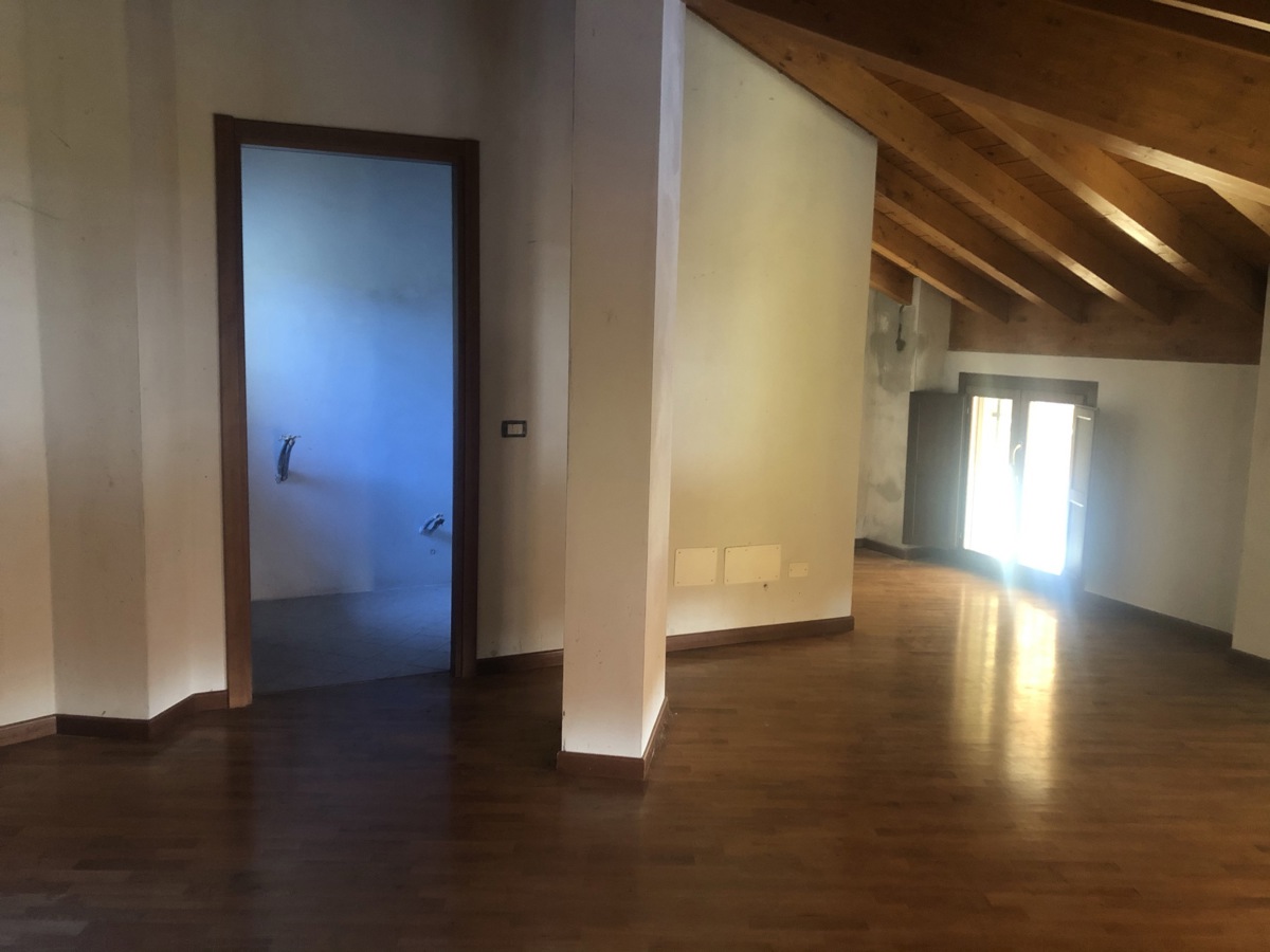 Appartamento in vendita a Giussago (PV)