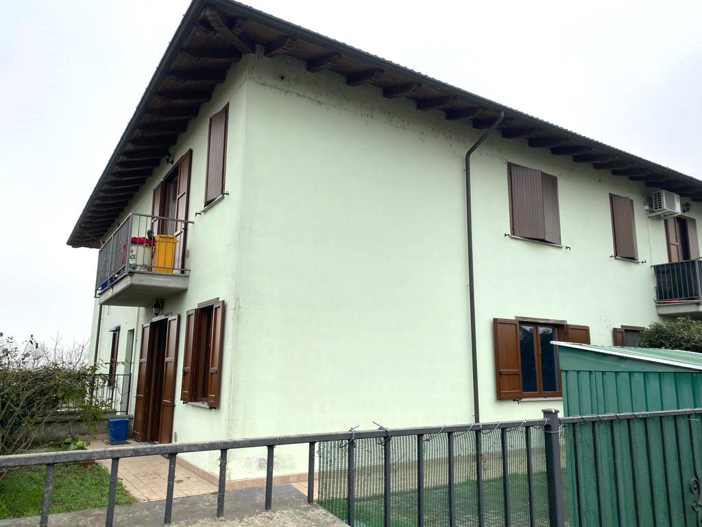 Appartamento in vendita a Zerbolò (PV)