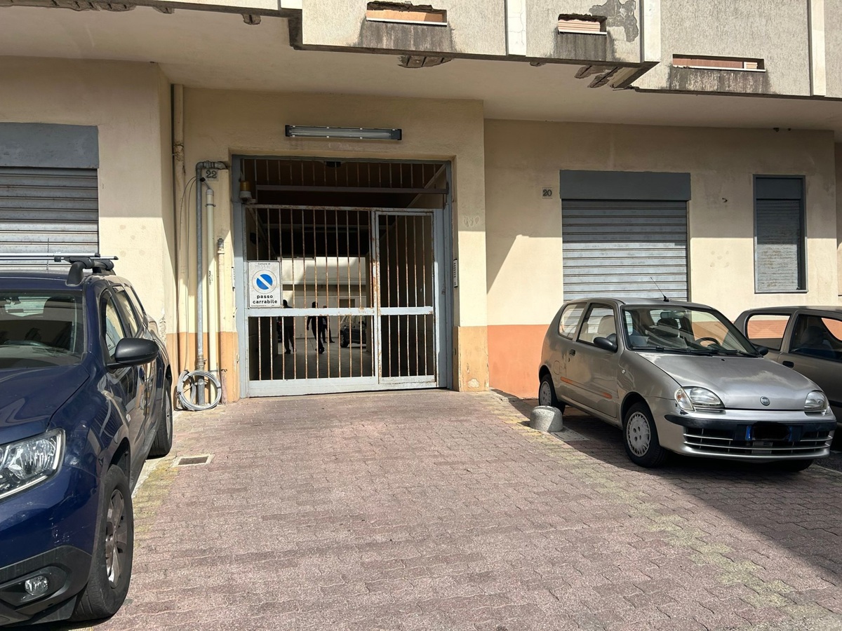 Garage/Box/Posto auto in affitto a Messina (ME)