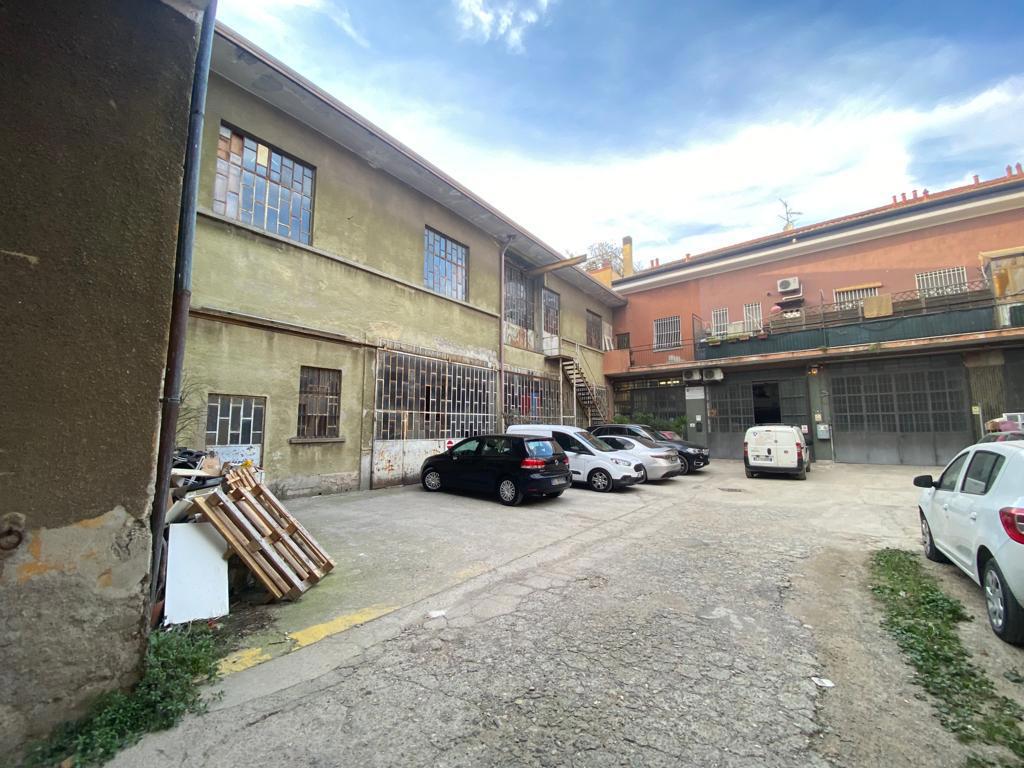 Palazzo in vendita a Milano (MI)