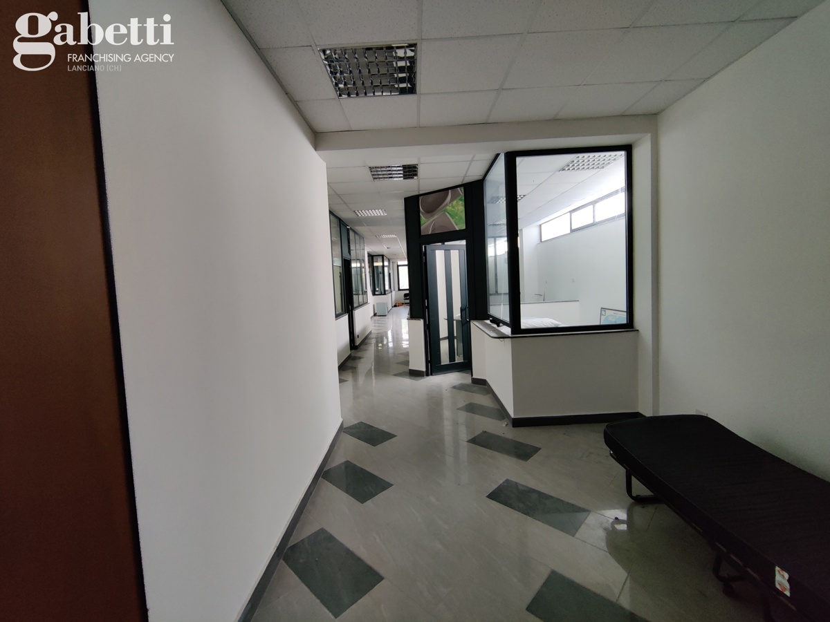 Ufficio in vendita a Sant'eusanio Del Sangro (CH)