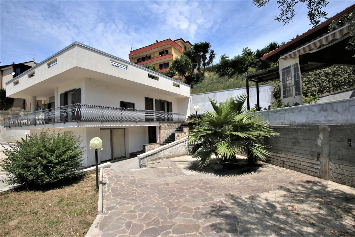 Villa in vendita a Marano Di Napoli (NA)