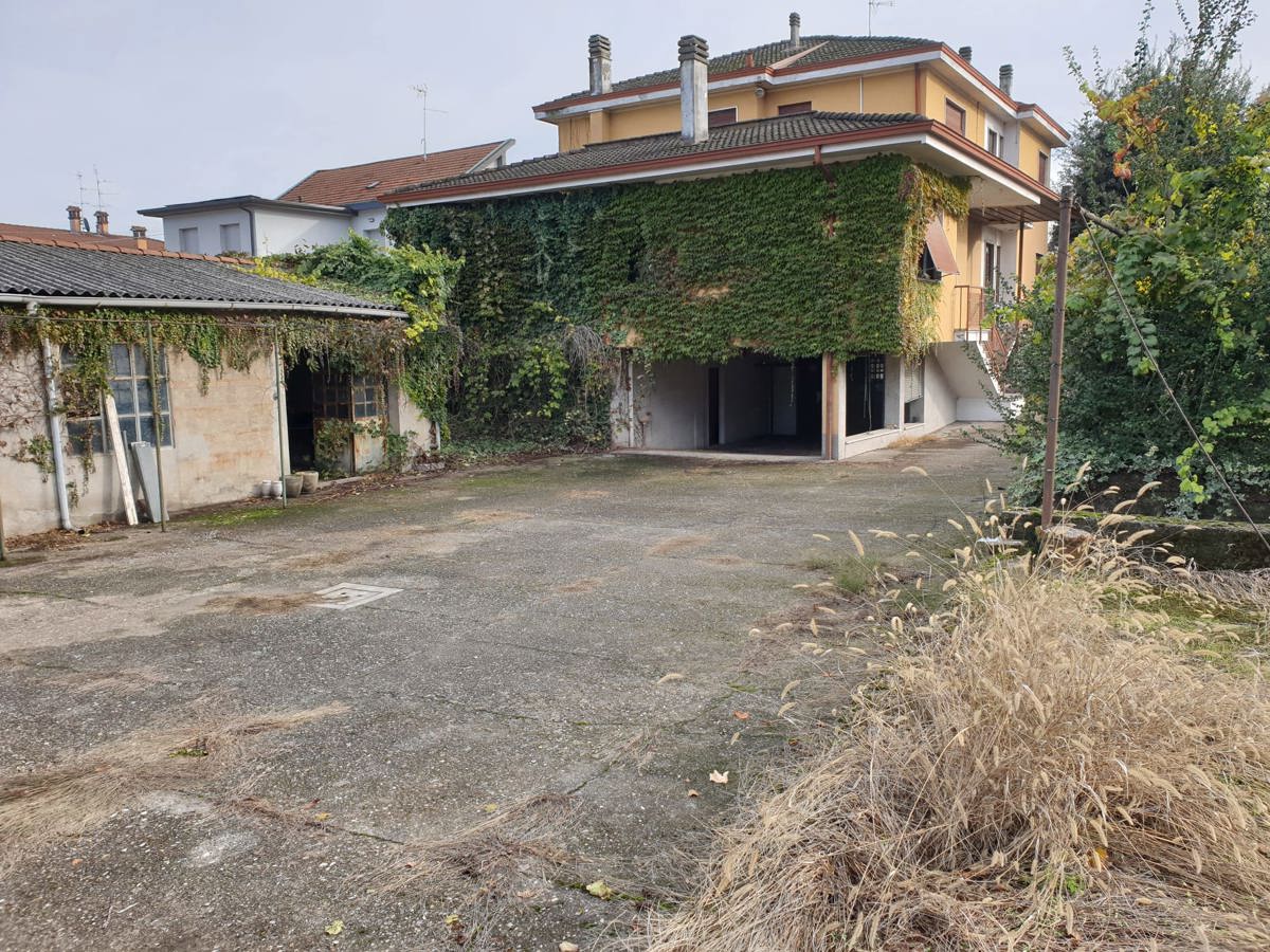 Villa in vendita a Codogno (LO)