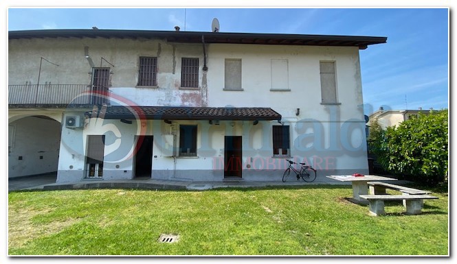 Casa indipendente in vendita a Albairate (MI)