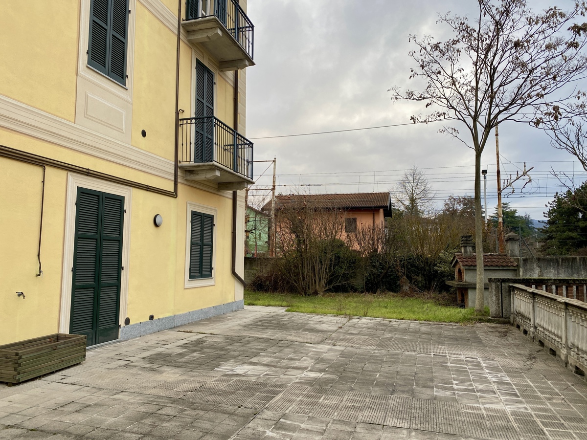 Vendita 5 Locali Appartamento Ovada Corso Italia, 61 467035