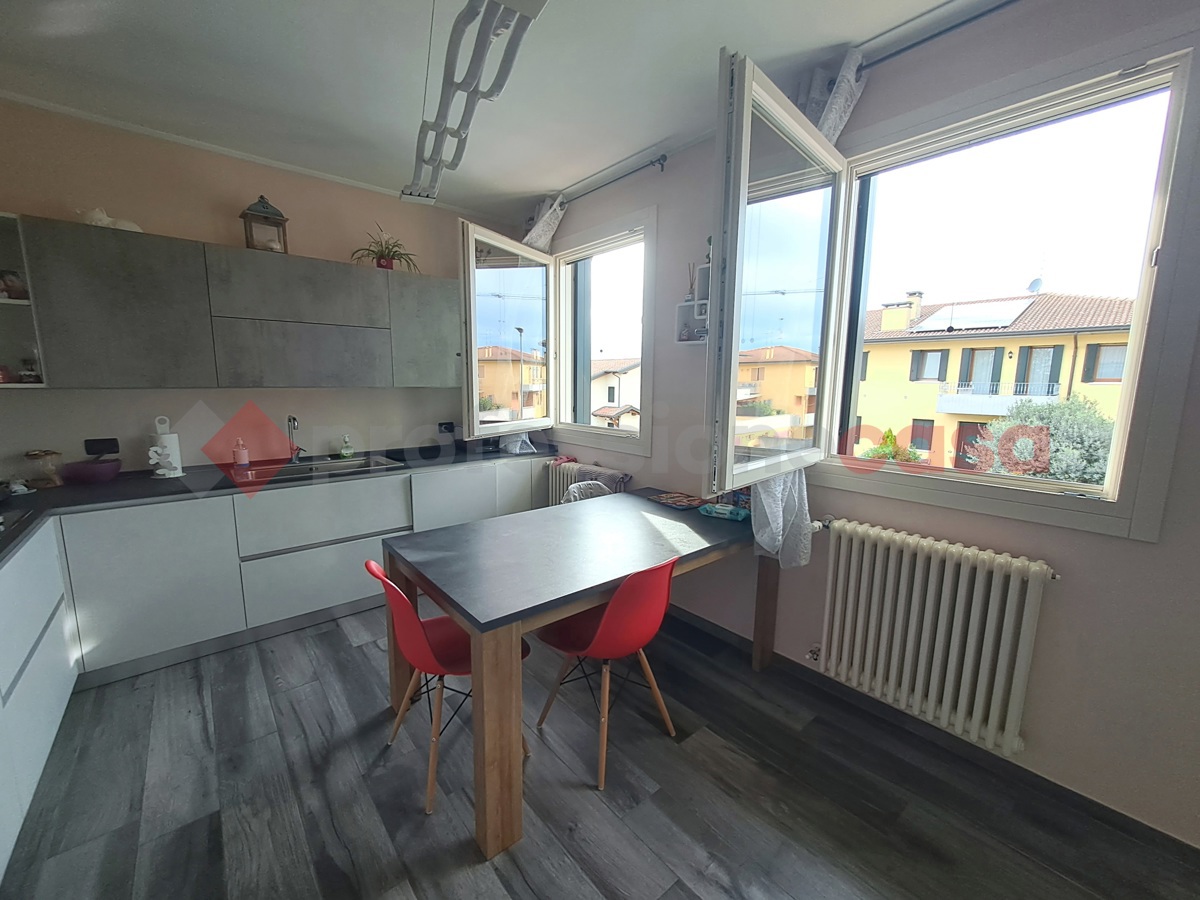 Appartamento in vendita a Roveredo Di Guà (VR)