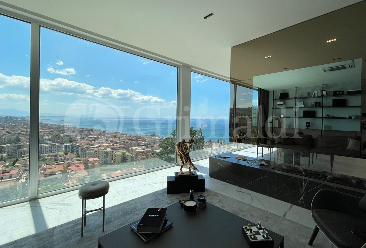 Appartamento di 85 mq in vendita - Salerno