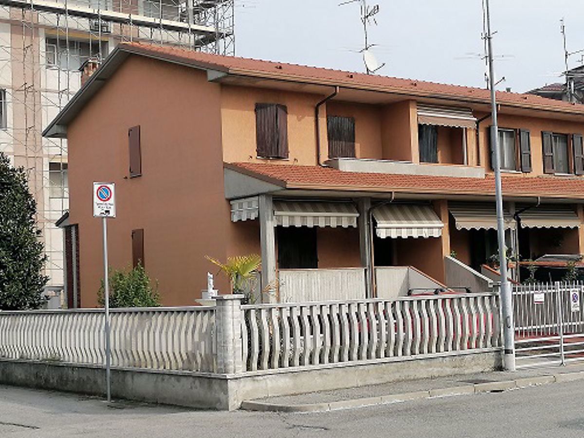 Villetta a schiera in affitto in via foscolo, 38, Rivolta d'Adda