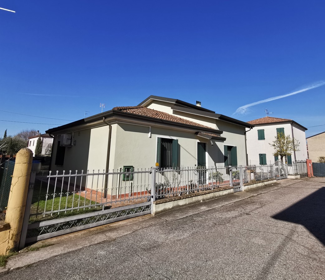 Casa indipendente in vendita a Cerea (VR)