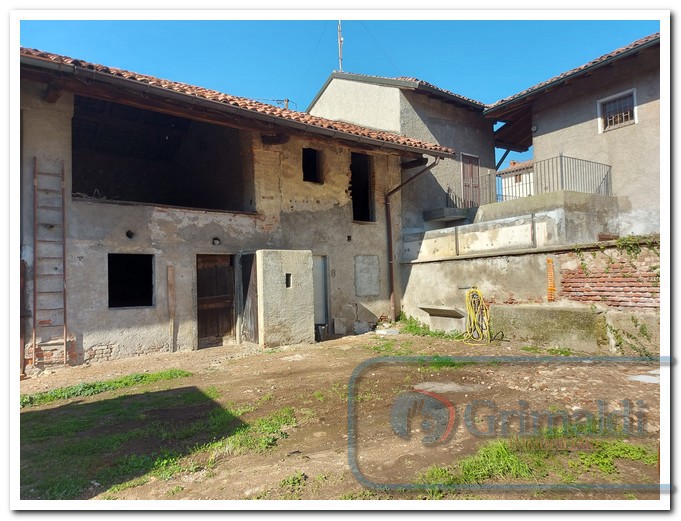 Rustico/Casale/Castello in vendita in Via Arese, 8, Robecchetto con Induno