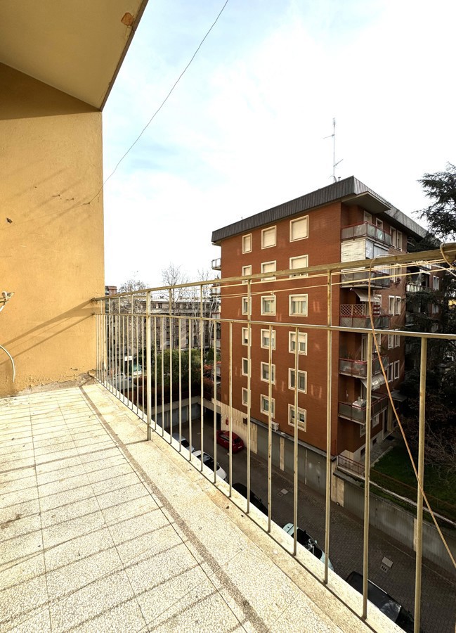Appartamento di 95 mq in vendita - Bologna