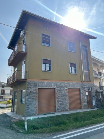 Appartamento in vendita a Camburzano (BI)