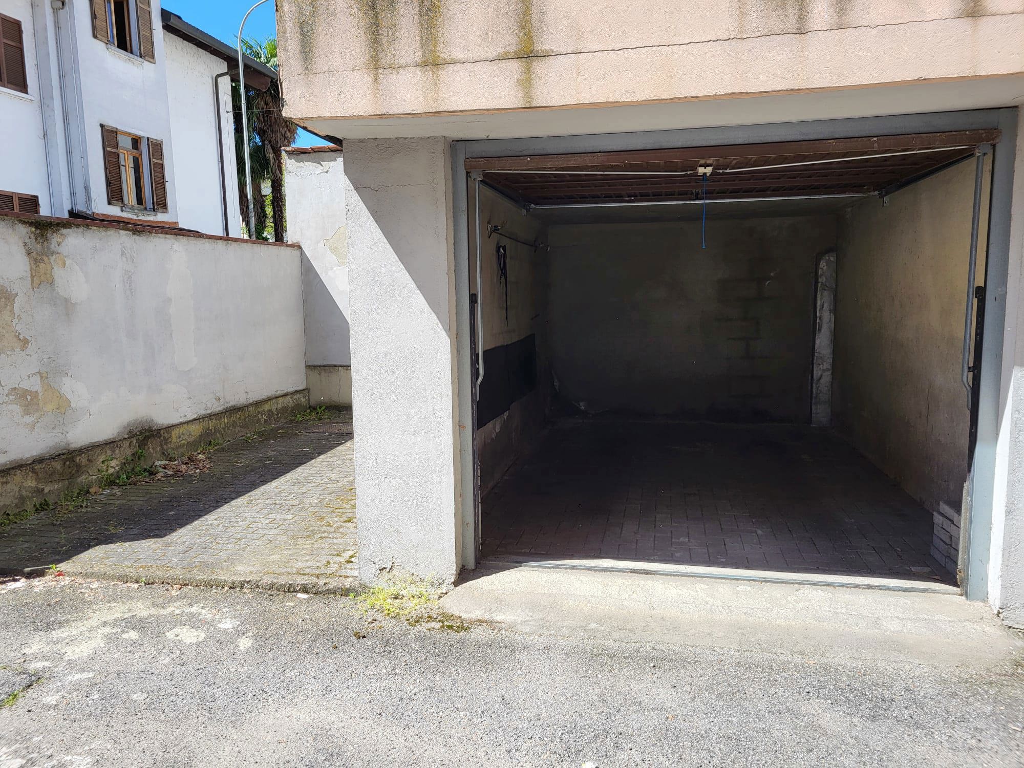 Garage/Box/Posto auto in vendita a Mortara (PV)