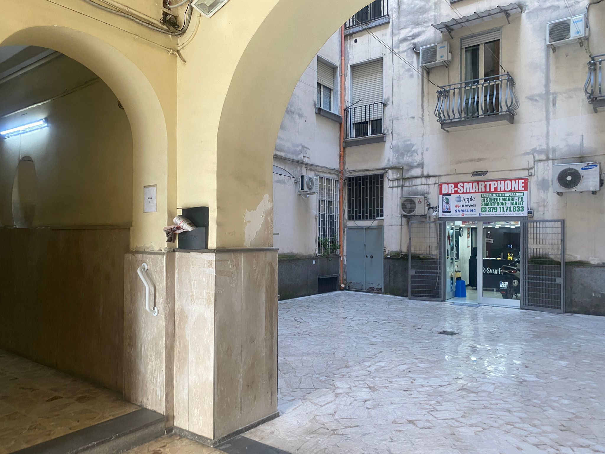 Appartamento di 75 mq in vendita - Napoli