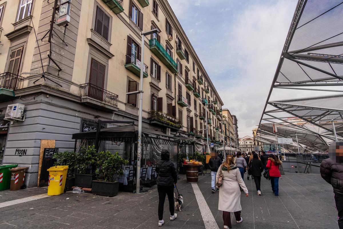 Appartamento di 110 mq in vendita - Napoli