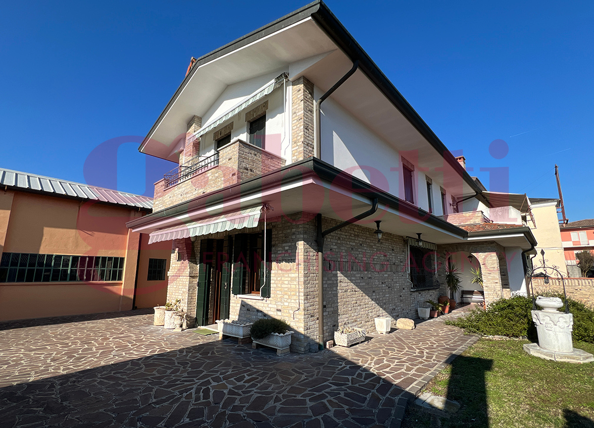 Villa in vendita a Arzergrande (PD)