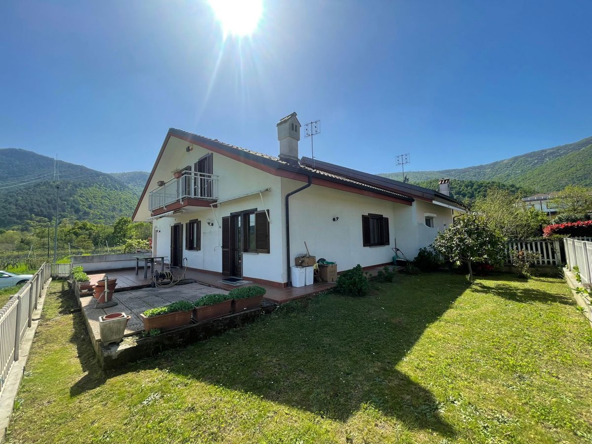 Villa in vendita a Sangano (TO)