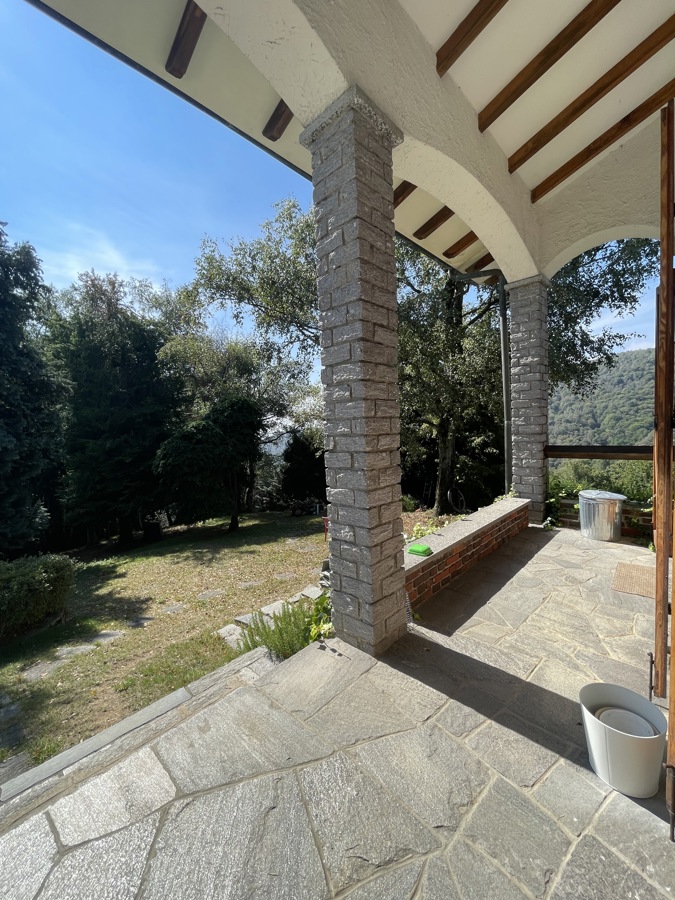 Villa in vendita a Nebbiuno (NO)
