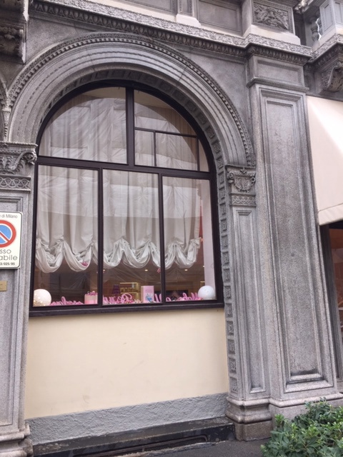 Negozio in vendita a Milano (MI)