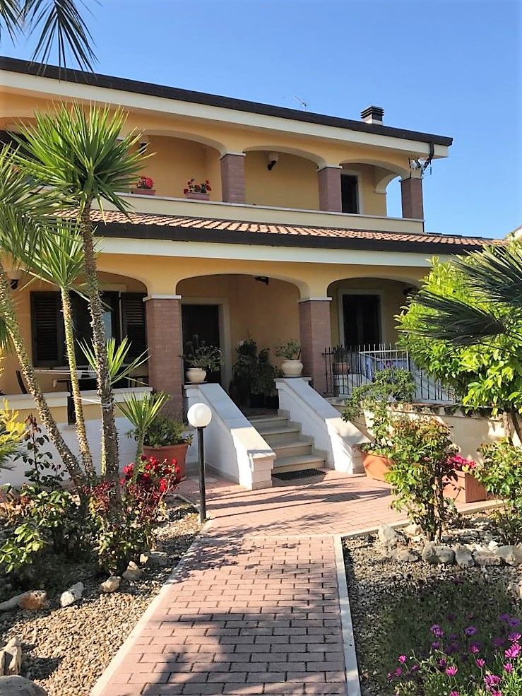 Villa in vendita a Trani (BT)
