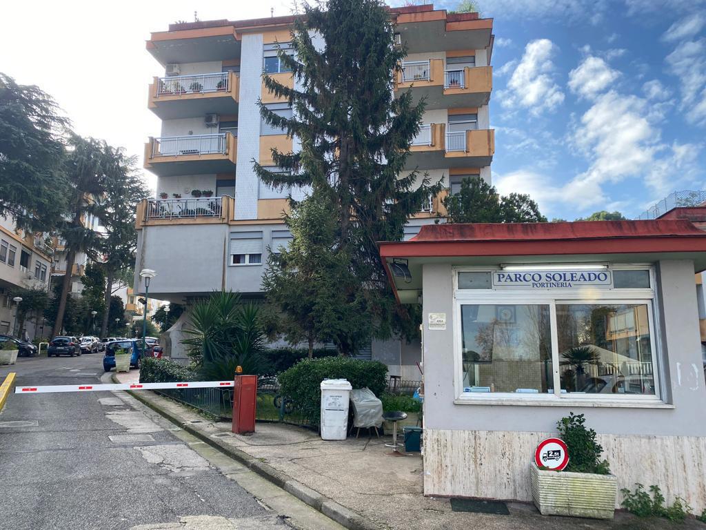 Appartamento di 154 mq in vendita - Napoli