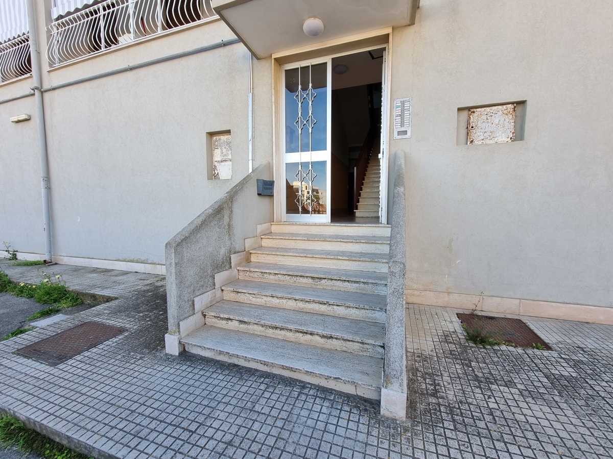 Appartamento in vendita a Taranto (TA)