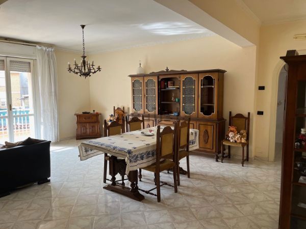 Appartamento in vendita a Velletri (RM)