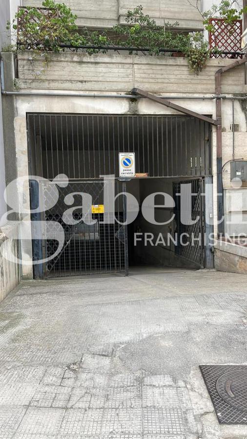 Garage/Box/Posto auto in vendita a Canosa Di Puglia (BT)