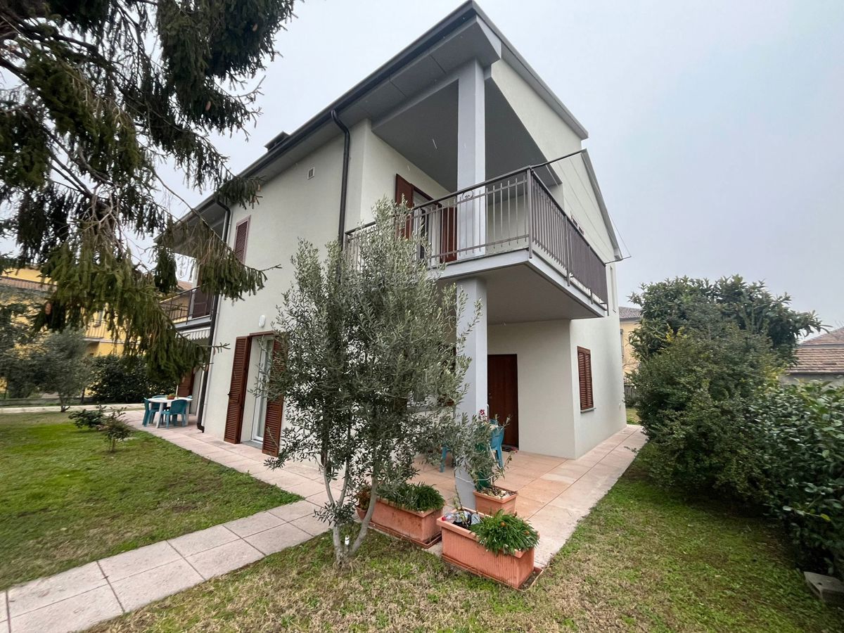 Villa unifamiliare in vendita in Via busca, 7, Bressana Bottarone