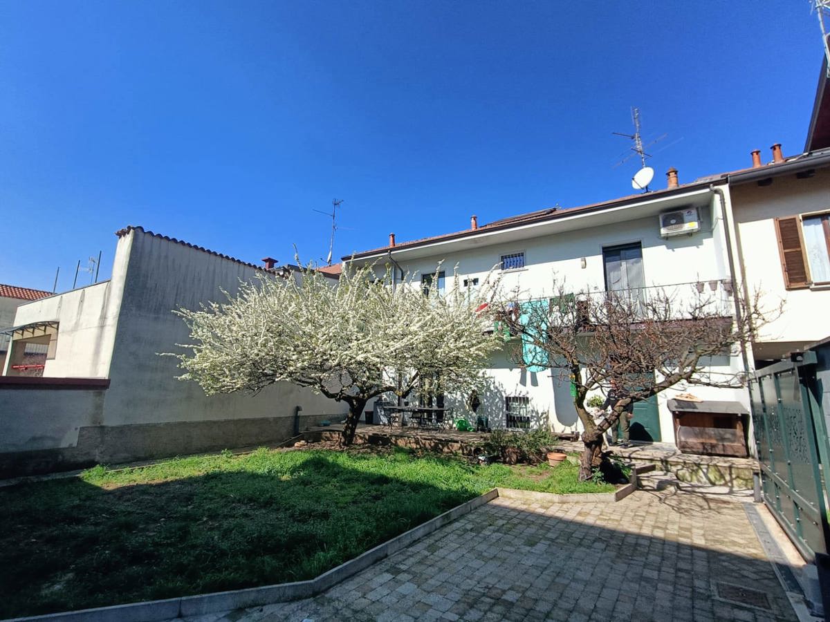 Casa indipendente in vendita a Nerviano (MI)