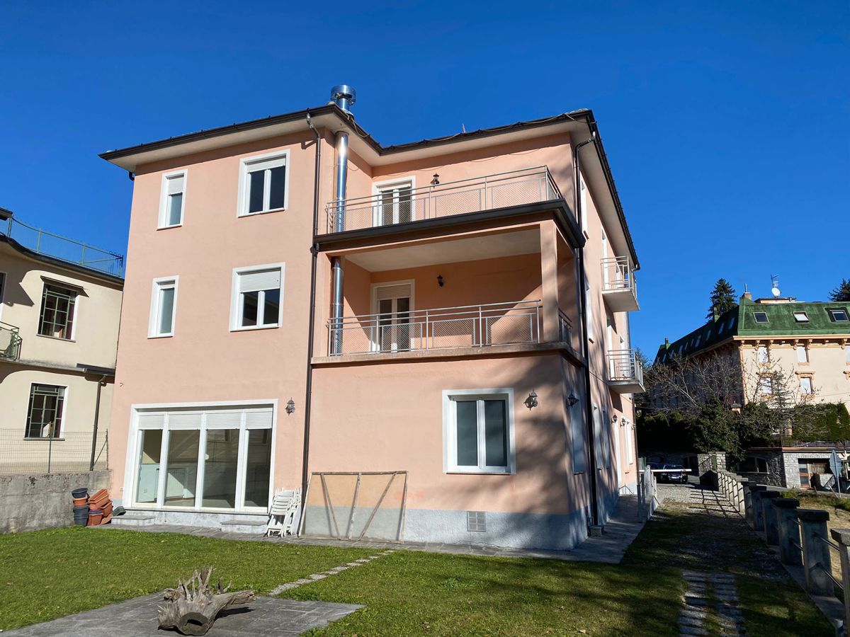 Palazzo/Palazzina/Stabile in vendita in Via Provinciale, 12, Alta Valle Intelvi