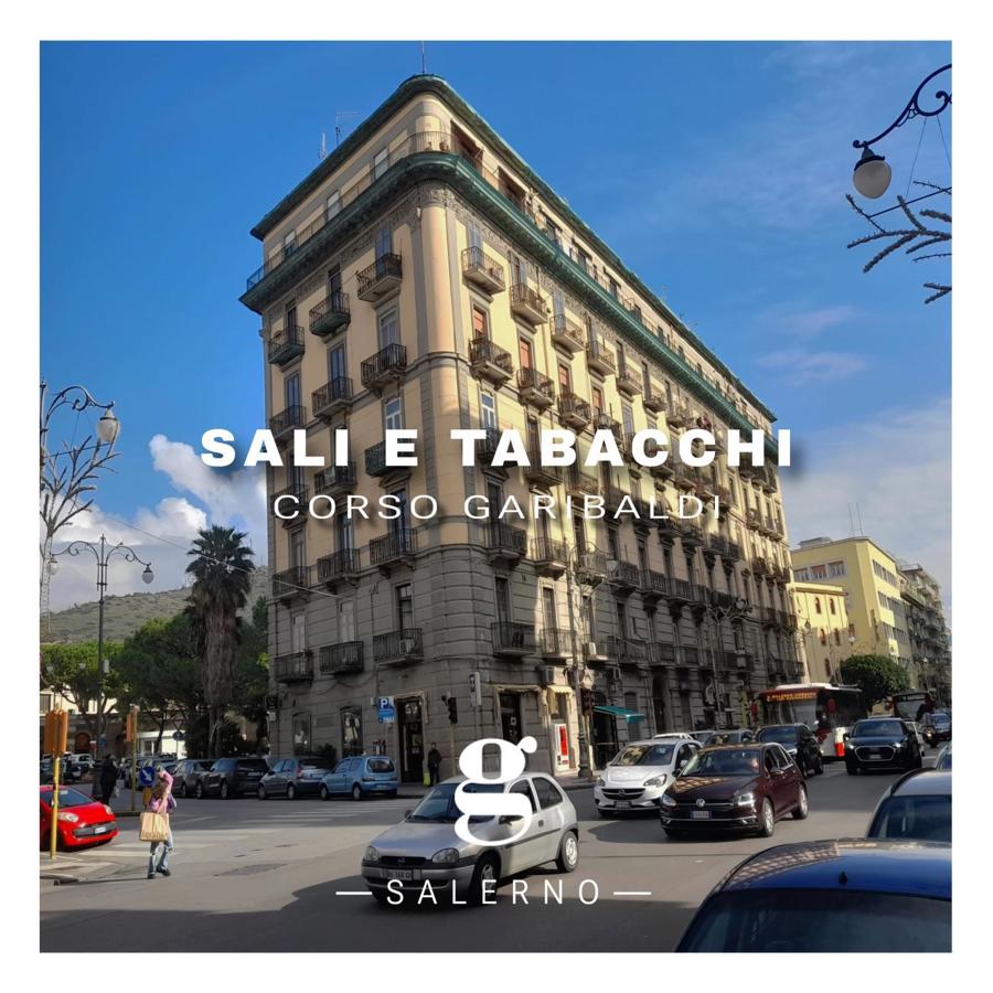 Attività commerciale in vendita a Salerno (SA)