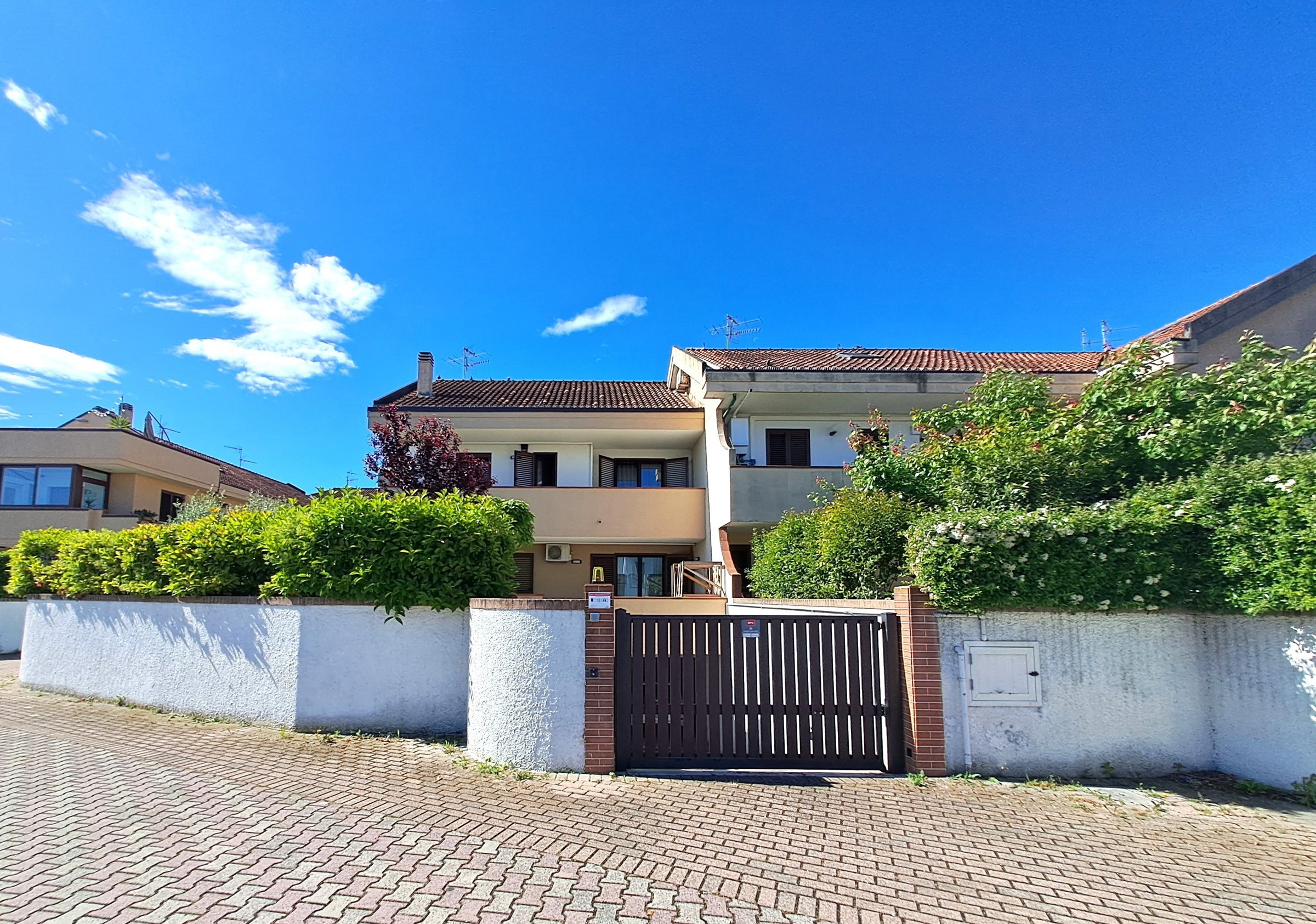 Casa indipendente di 300 mq in vendita - Francavilla al Mare