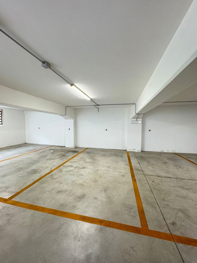 Garage/Box/Posto auto in vendita a Ippodromo, Bologna (BO)