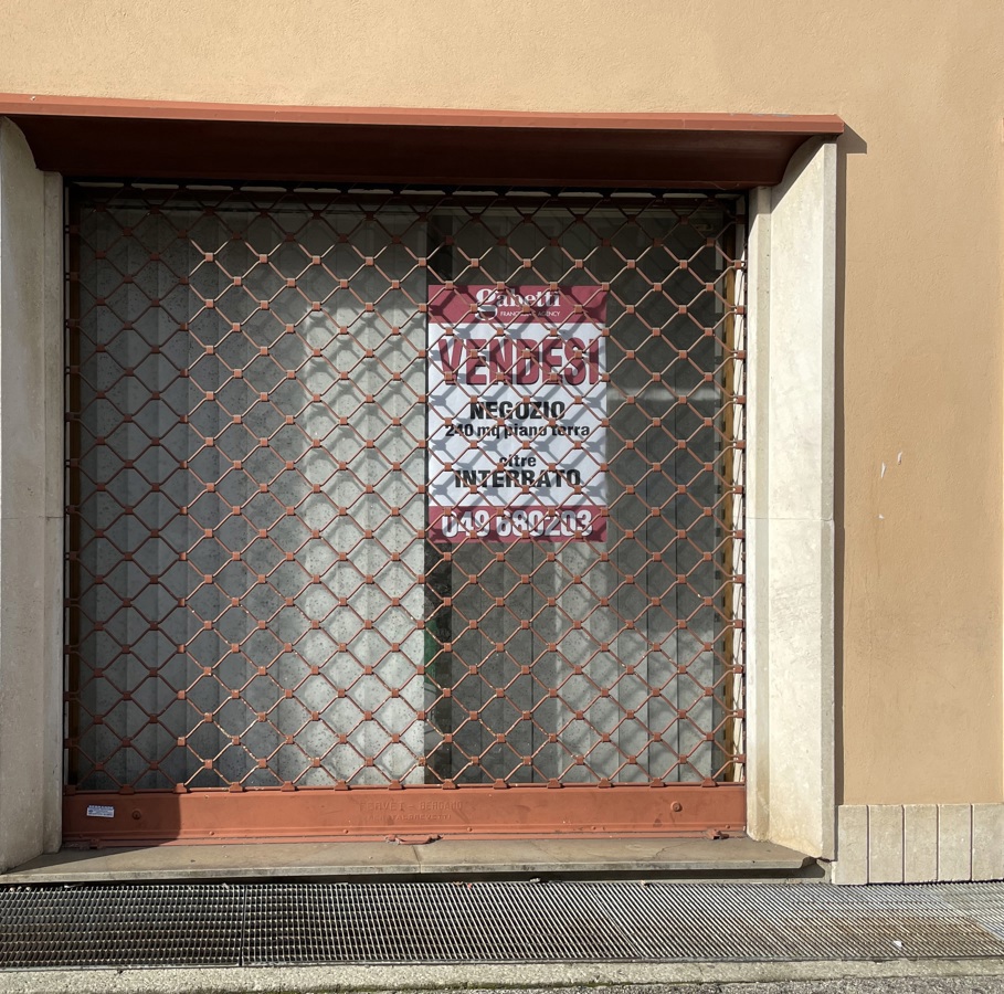 Negozio in vendita a Pontevigodarzere, Padova (PD)