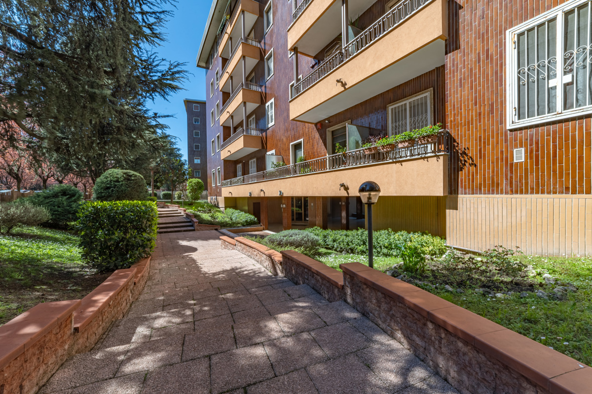 Appartamento in vendita a Rozzano (MI)