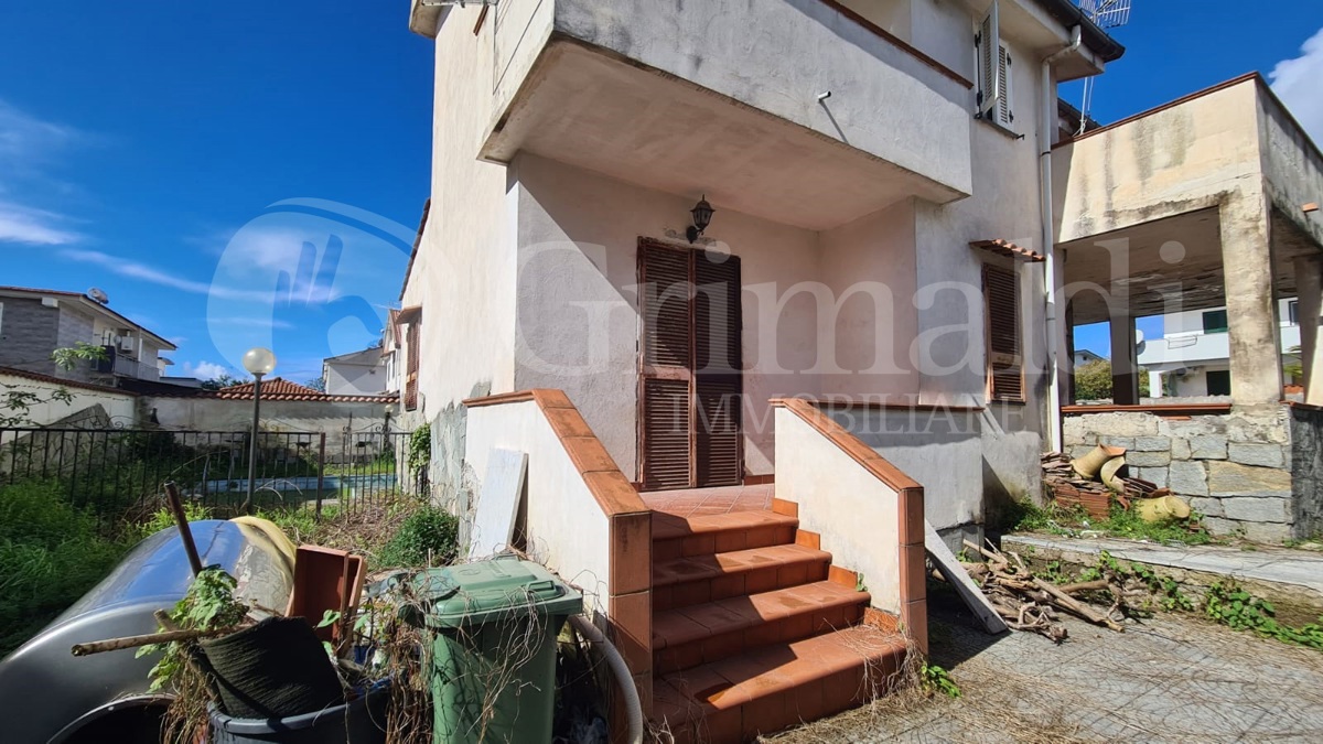 Villa in vendita a Giugliano In Campania (NA)