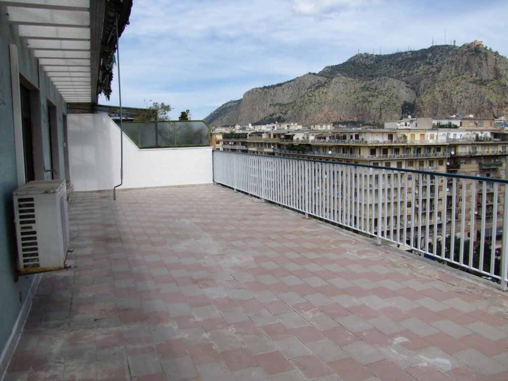 Attico in affitto a Palermo (PA)