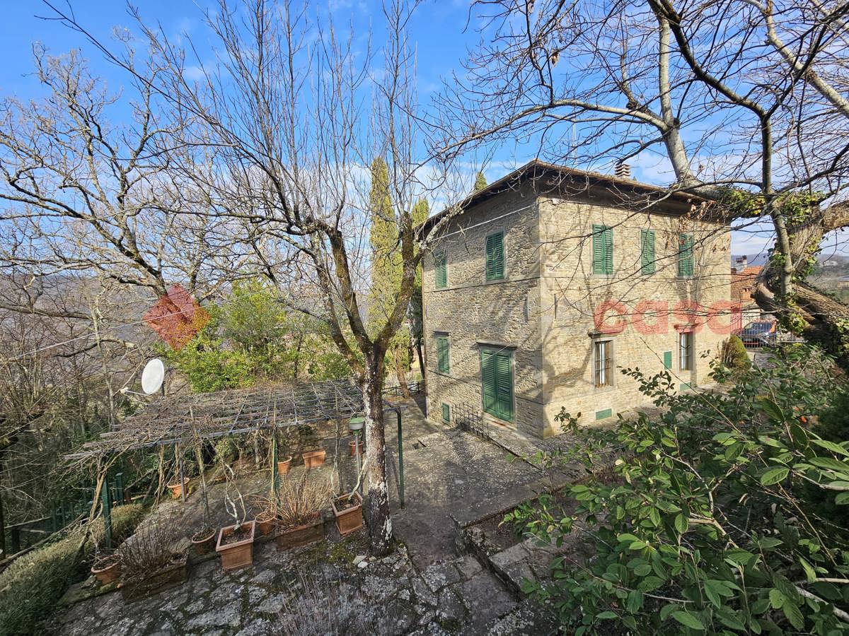 Villa in vendita a Chitignano (AR)