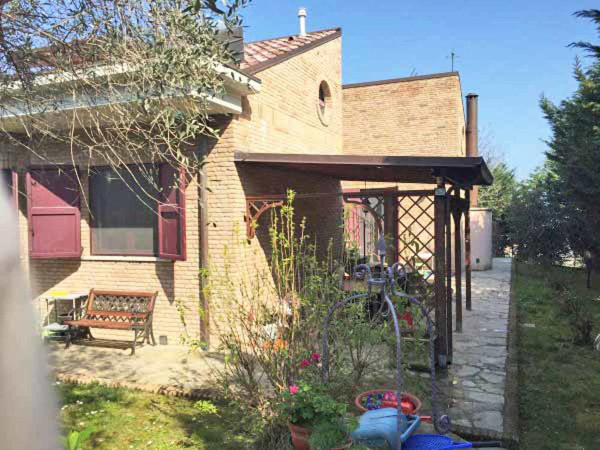 Villa in vendita a Senigallia (AN)